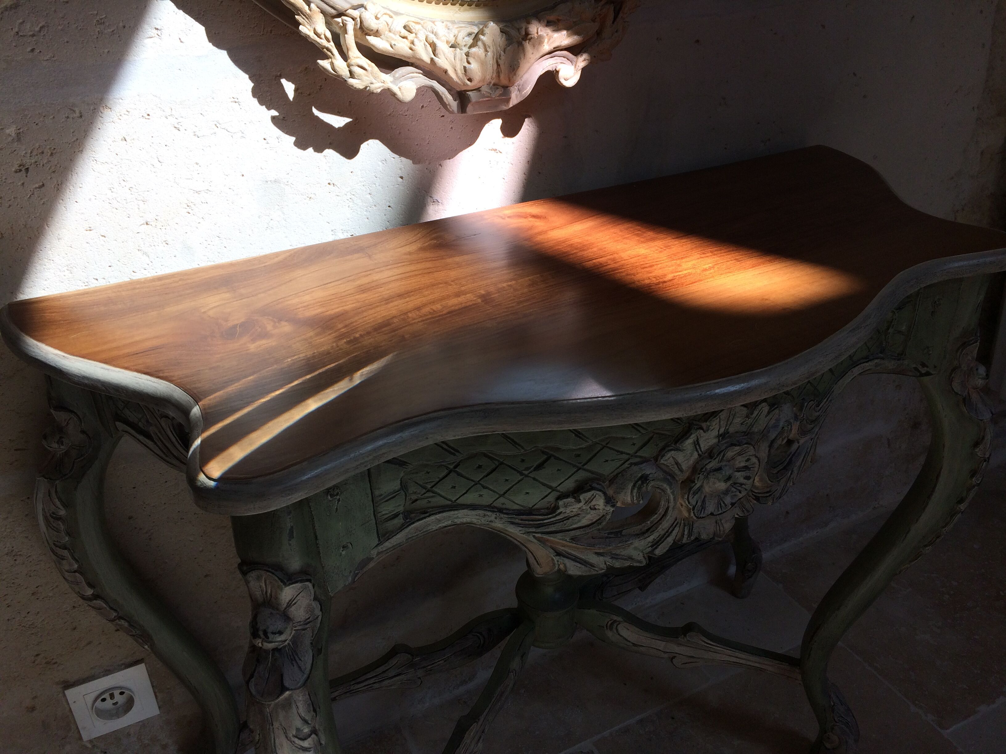 Louis XV-style console