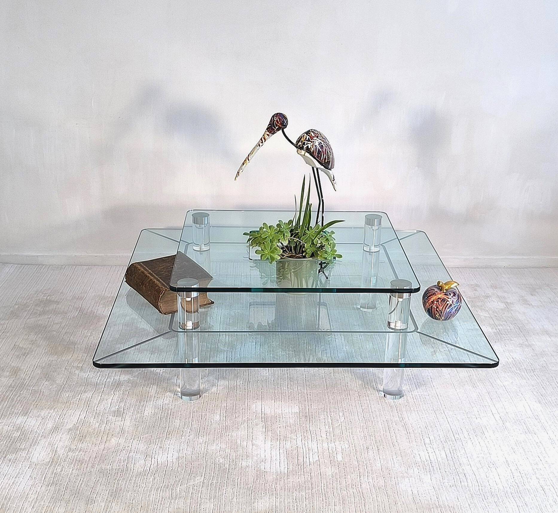 Marais international mtb110 - exceptional coffee table in altuglas & glass