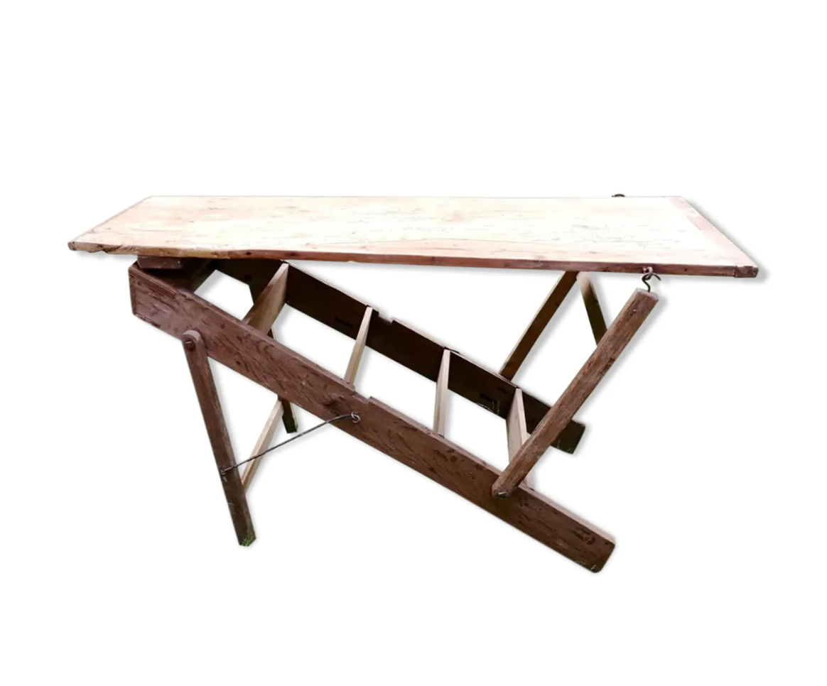 Stepladder table unique piece