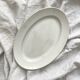 Plat ovale blanc en terre de fer Creil et Montereau fin 19eme