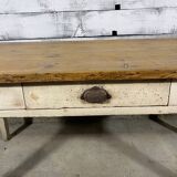 Farm table