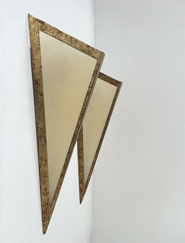 Paire d'appliques XL en métal doré et parchemin, France, 1970