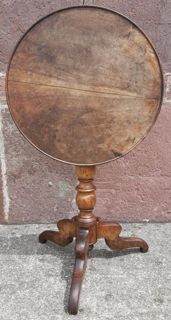 Guéridon tripode ou table d' appoint Louis Philippe, plateau cabaret.