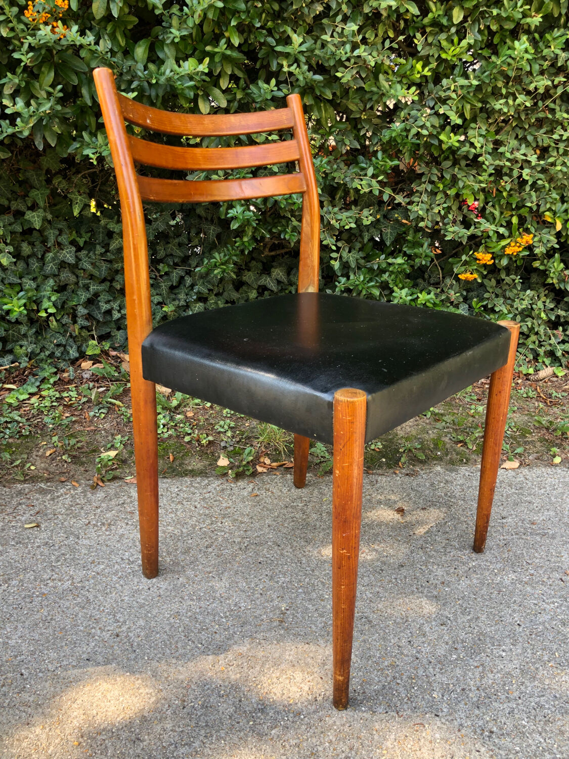 Pair of Scandinavian chairs