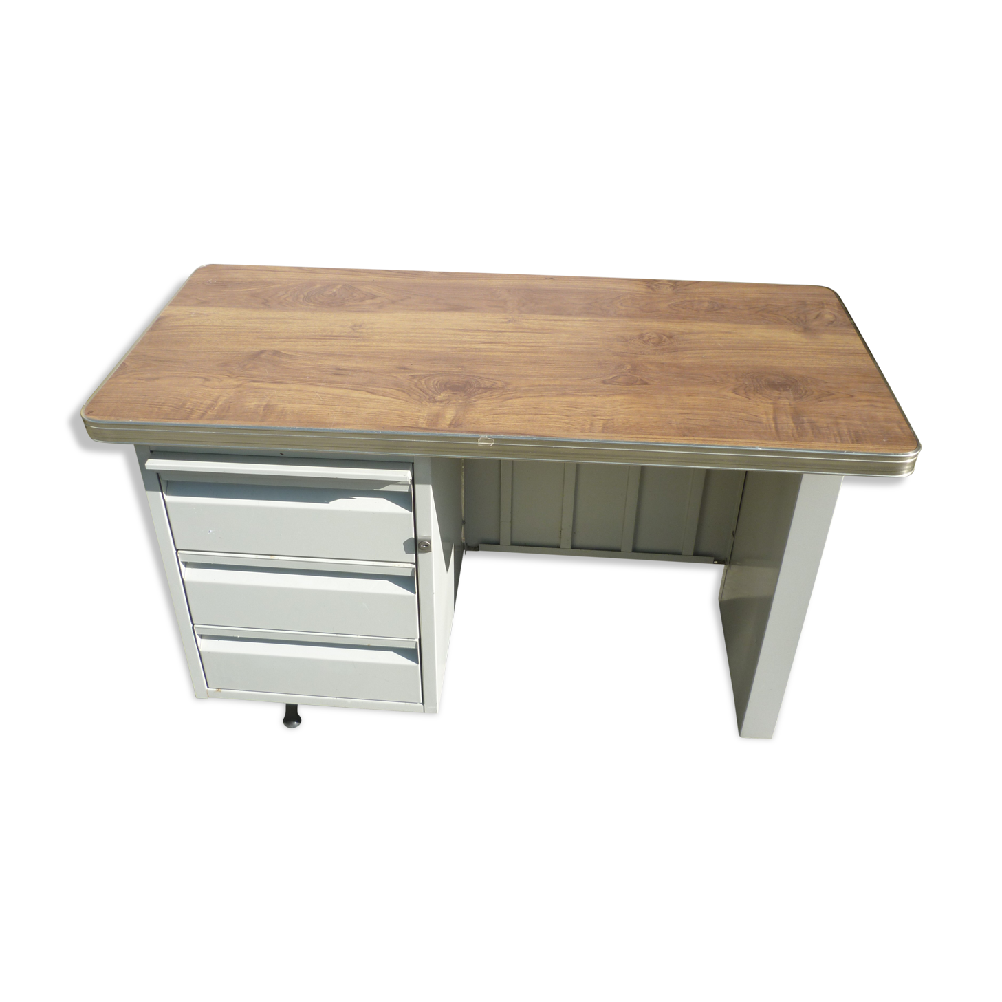 Atal vintage metal office