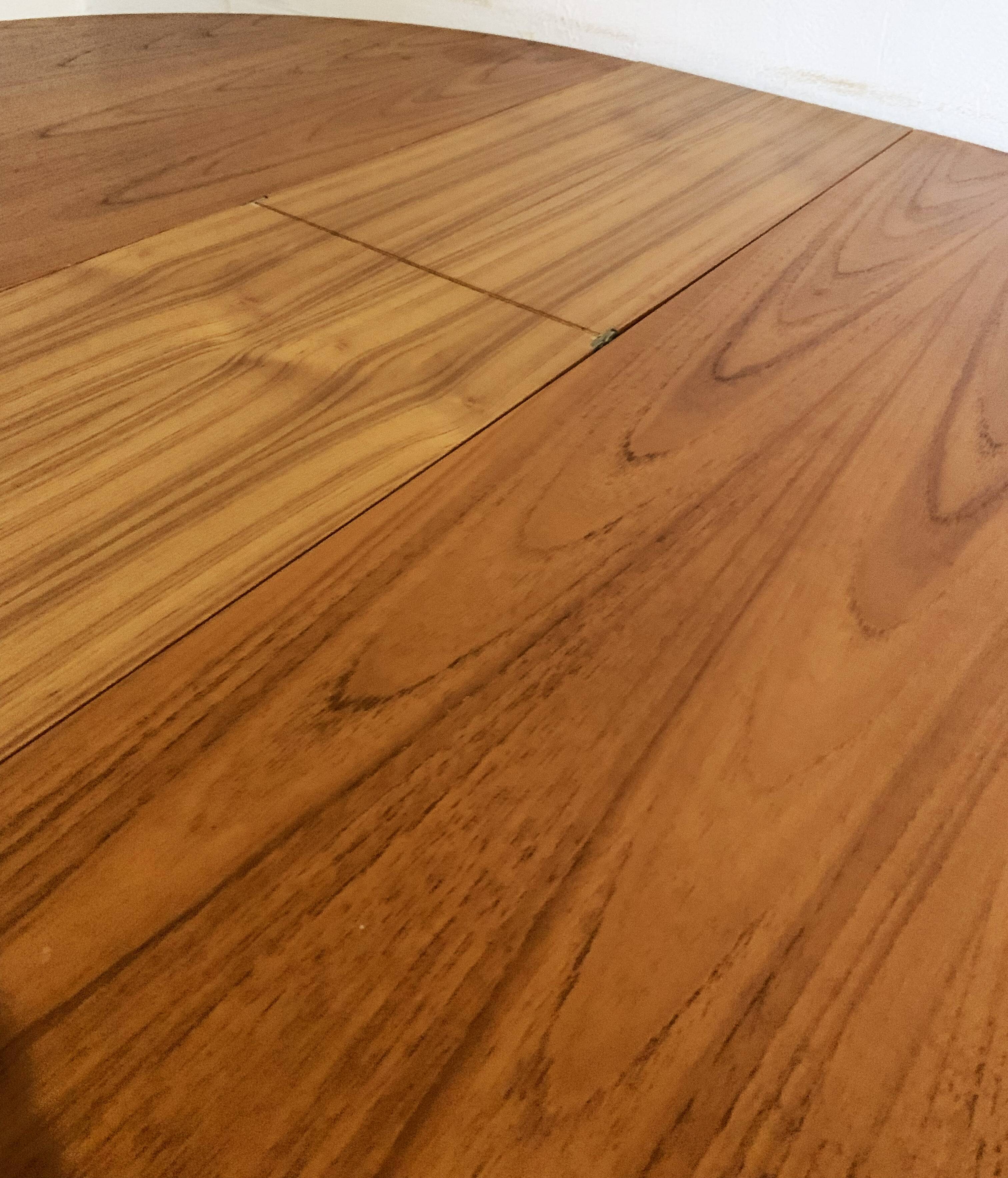 Table de repas scandinave en palissandre clair des années 60