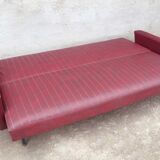 Sofa vintage red leatherette convertible