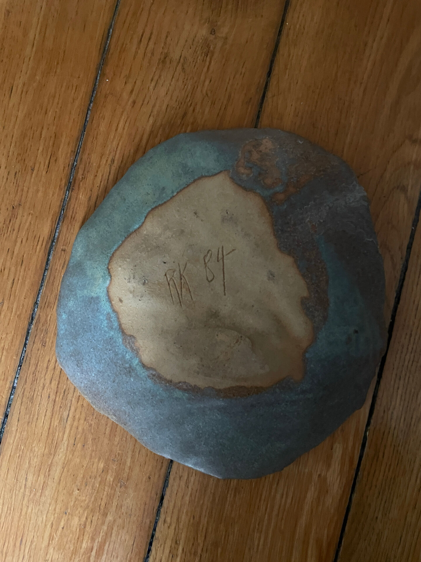 Antique ceramic cabbage leaf catchall.