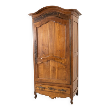 18th Century Walnut Bonnetière Cabinet