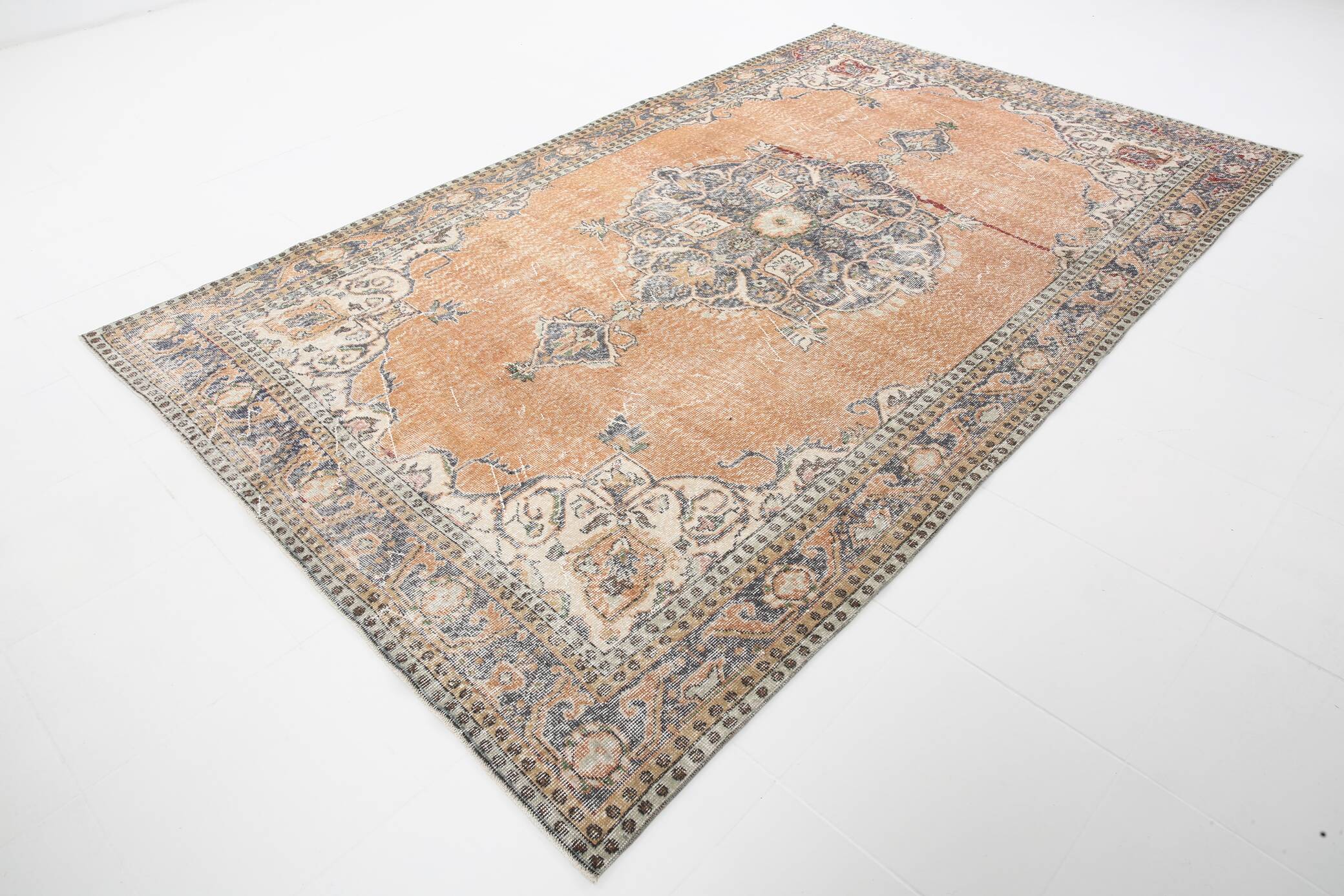 Persian Rug, 205x339Cm