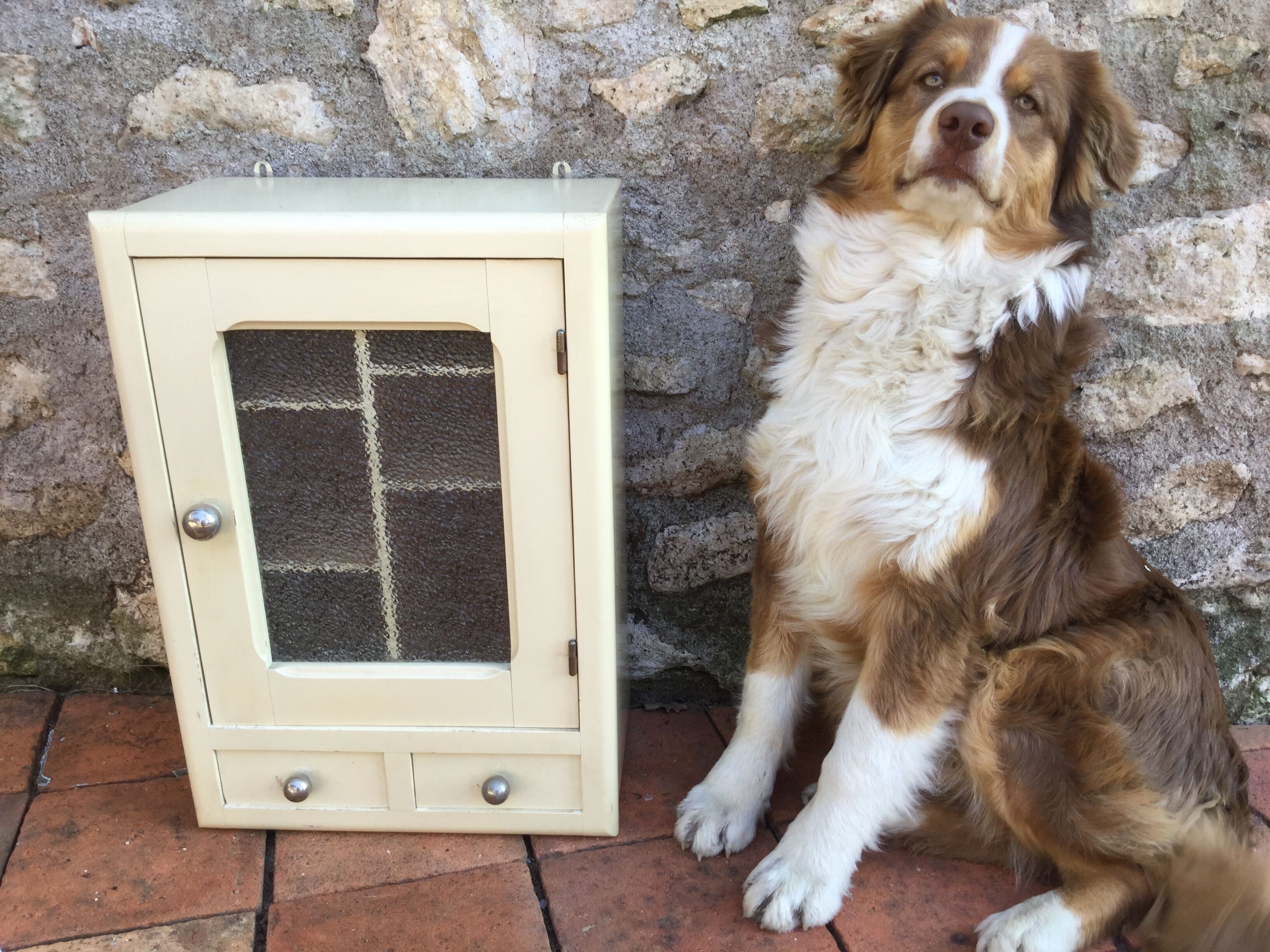 Mini white vintage wardrobe