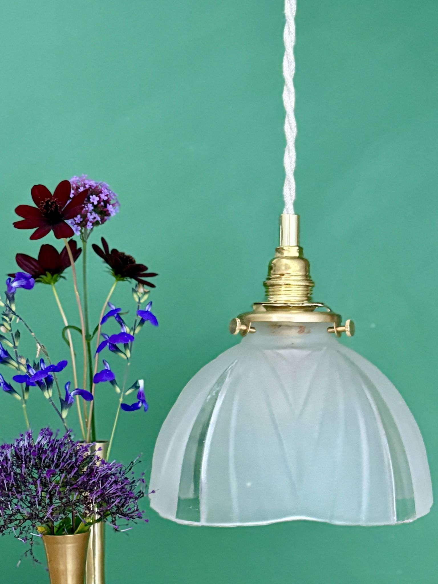 Vintage art deco frosted glass lampshade pendant light
