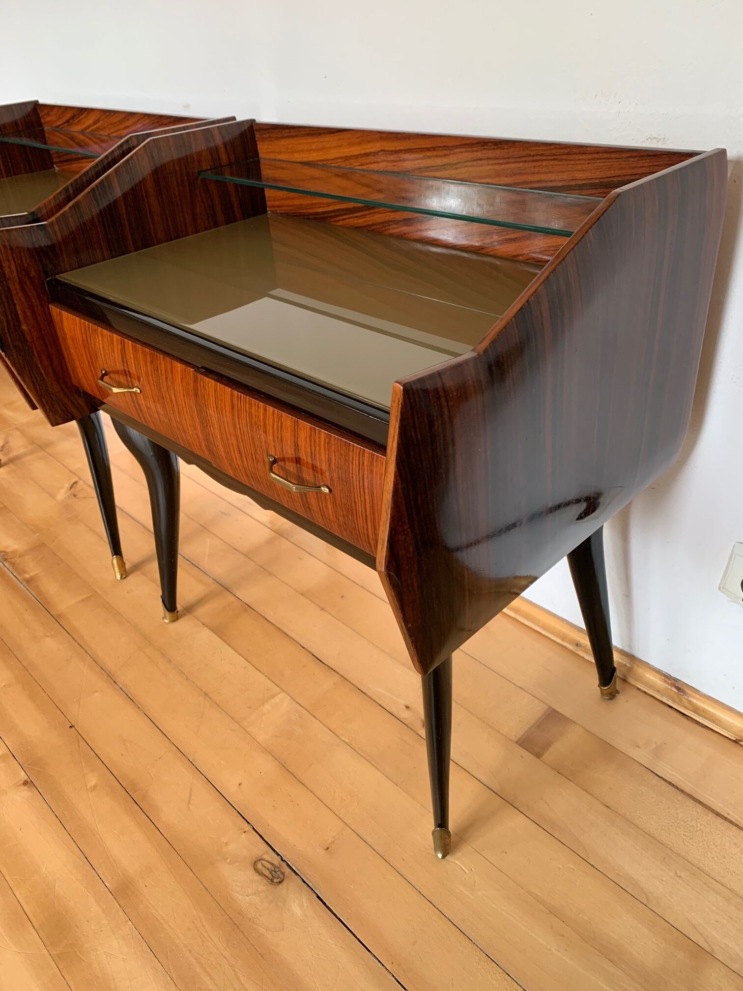 Pair of bedside tables by Paolo Buffa, Italy, 1950s