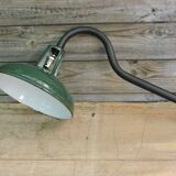 Enamelled swan collar lamp