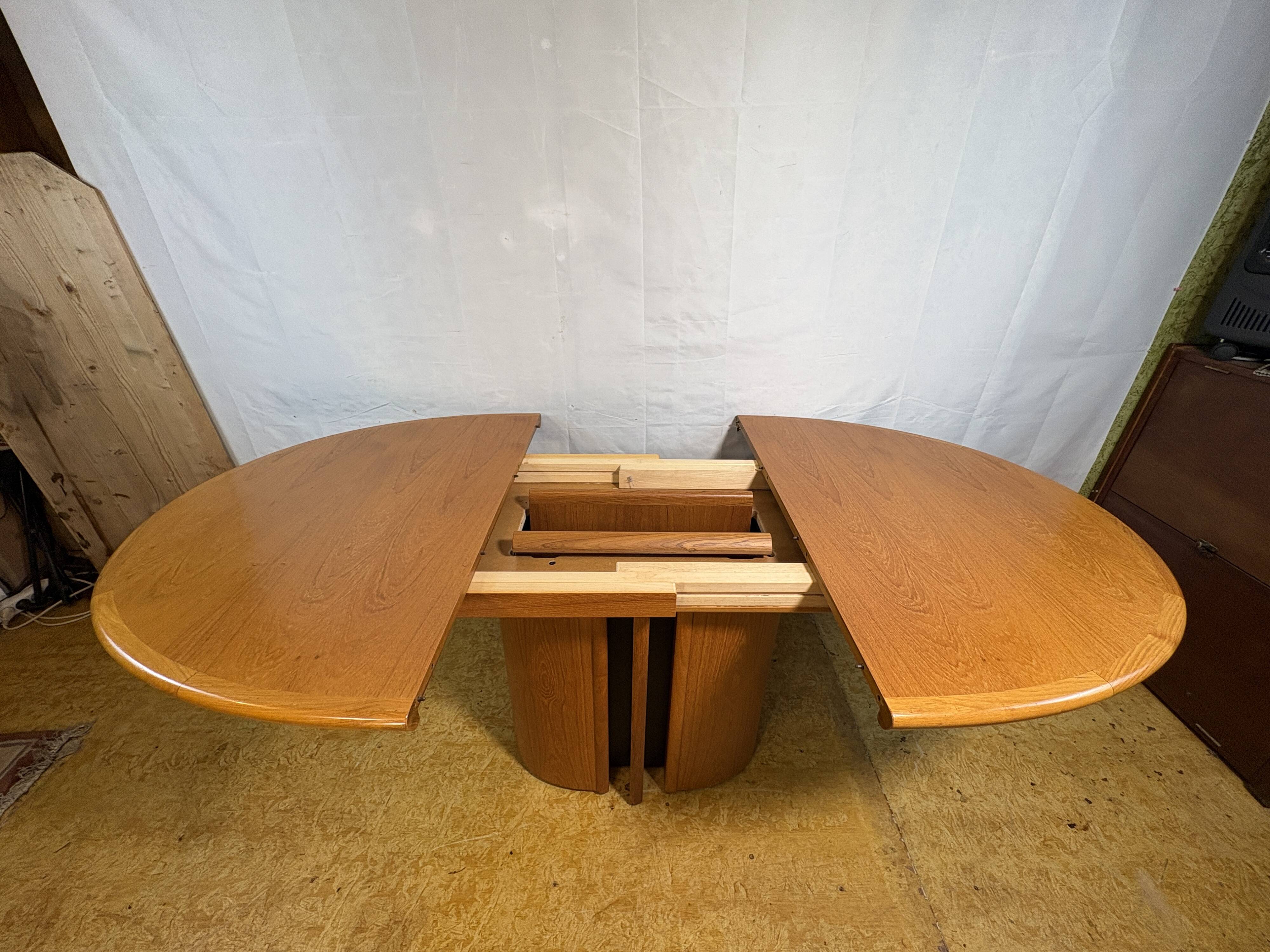 Vintage Skovby Extending Dining Table – Danish Teak – Scandinavian Design