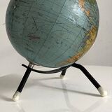 1962 Tripod Globe