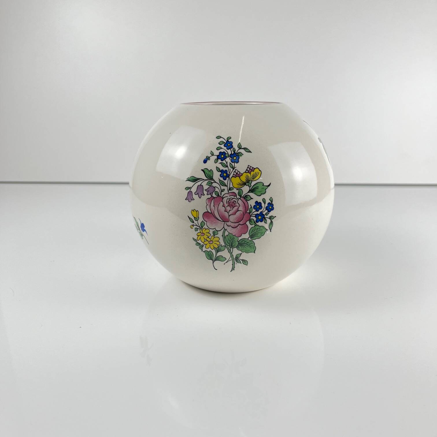 Vase boule KG Lunéville, modèle Réverbère