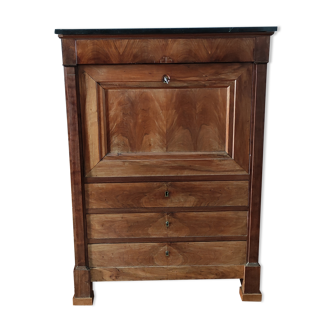 Former mahogany secretary