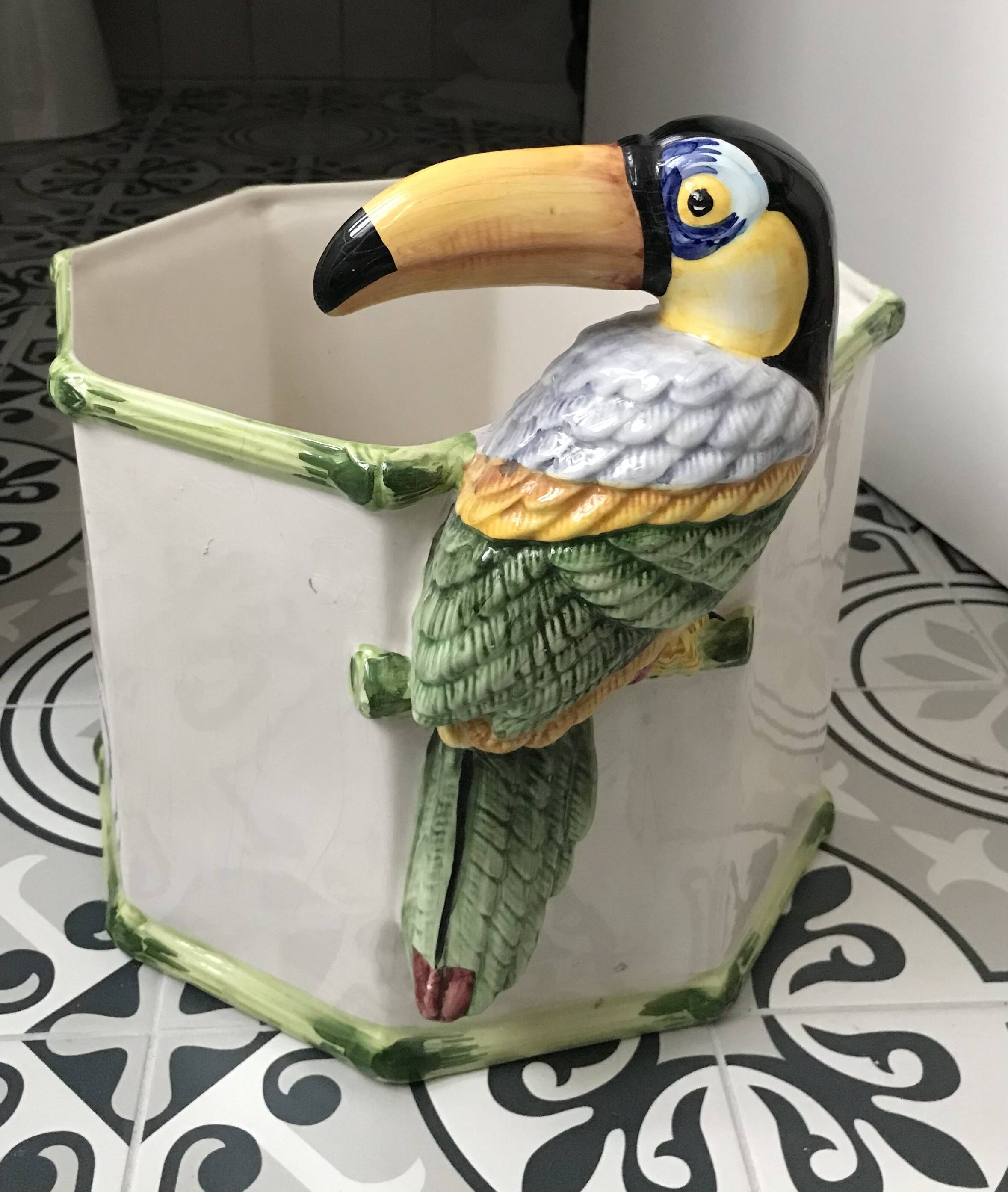 Vintage slip planter with Toucan decoration