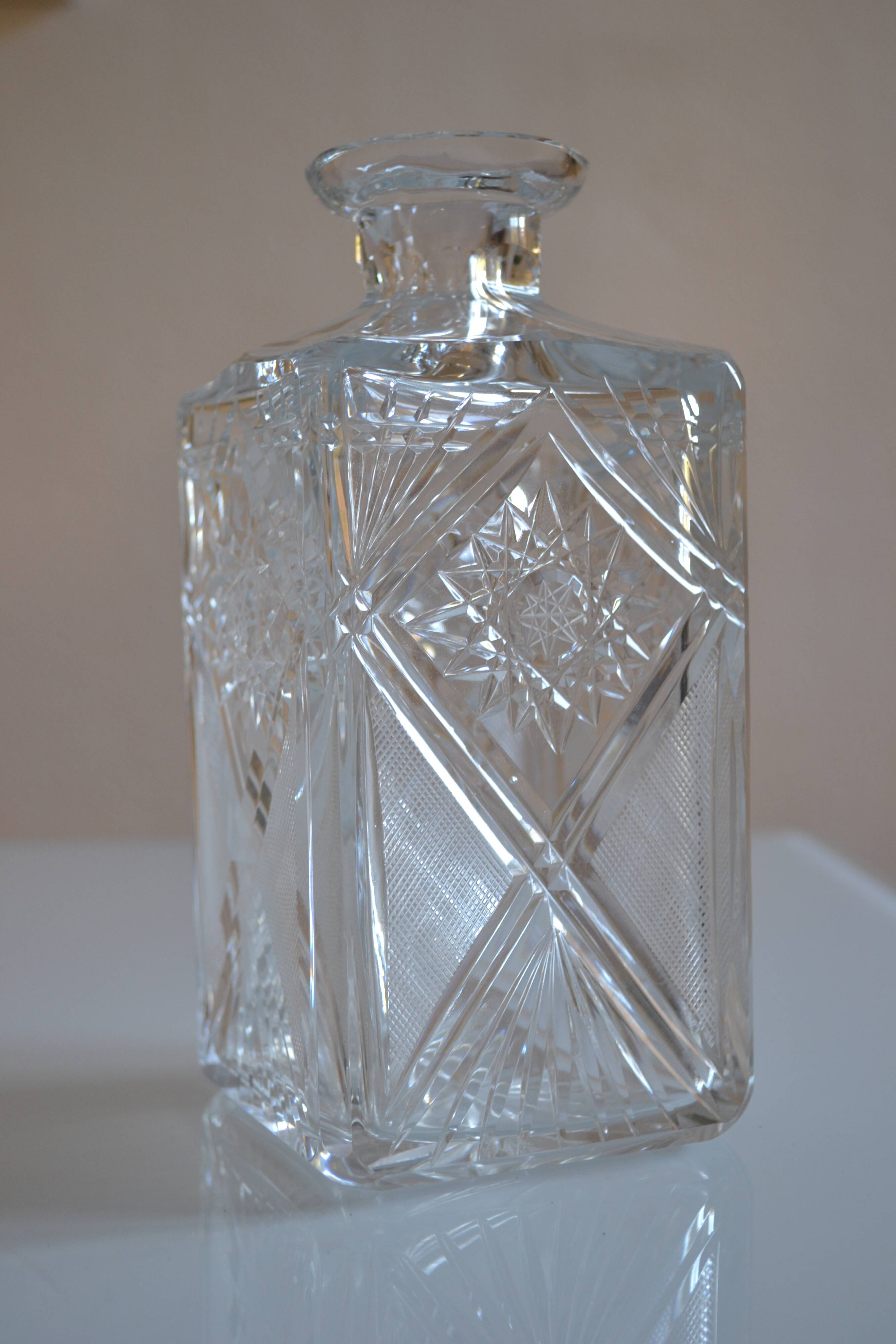 Cut crystal whisky decanter