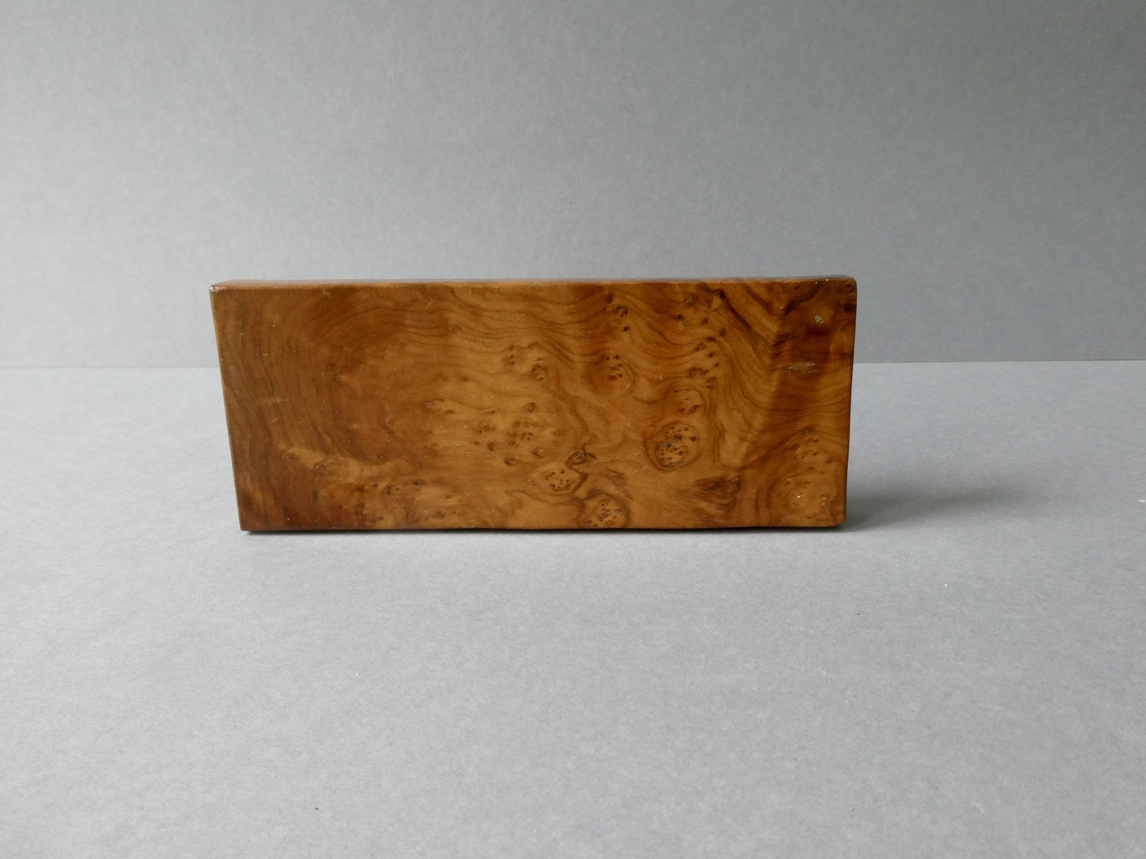 Salt and pepper shakers in olive wood and magnifying glass, 70s-80s