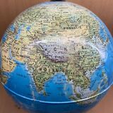 Dutch terrestrial globe 90s