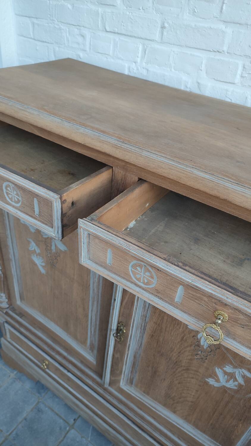 Parisian oak sideboard