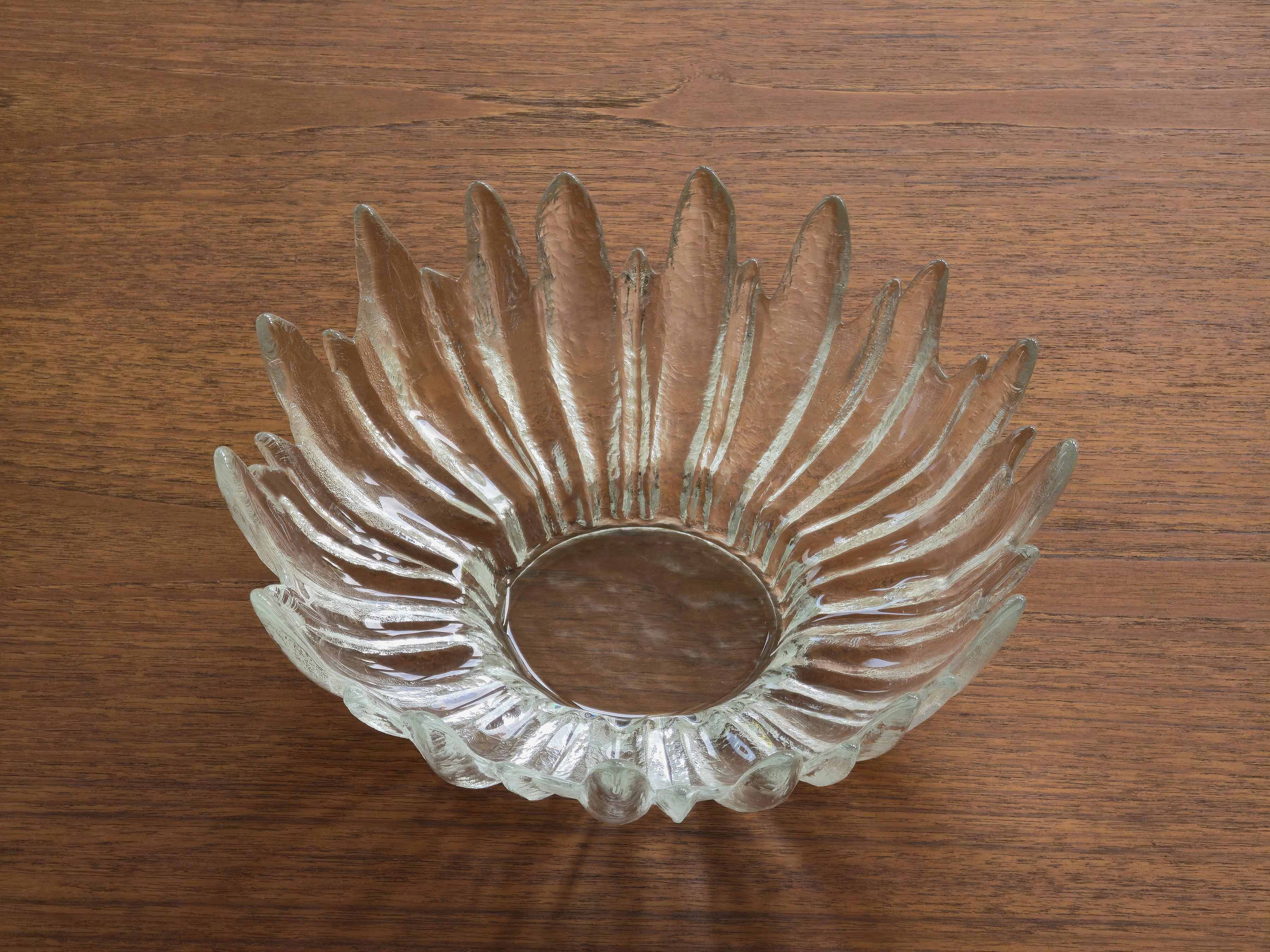 1970s brutalist art glass vessel 'Alaska' by Uno Westerberg for Pukeberg Sweden.