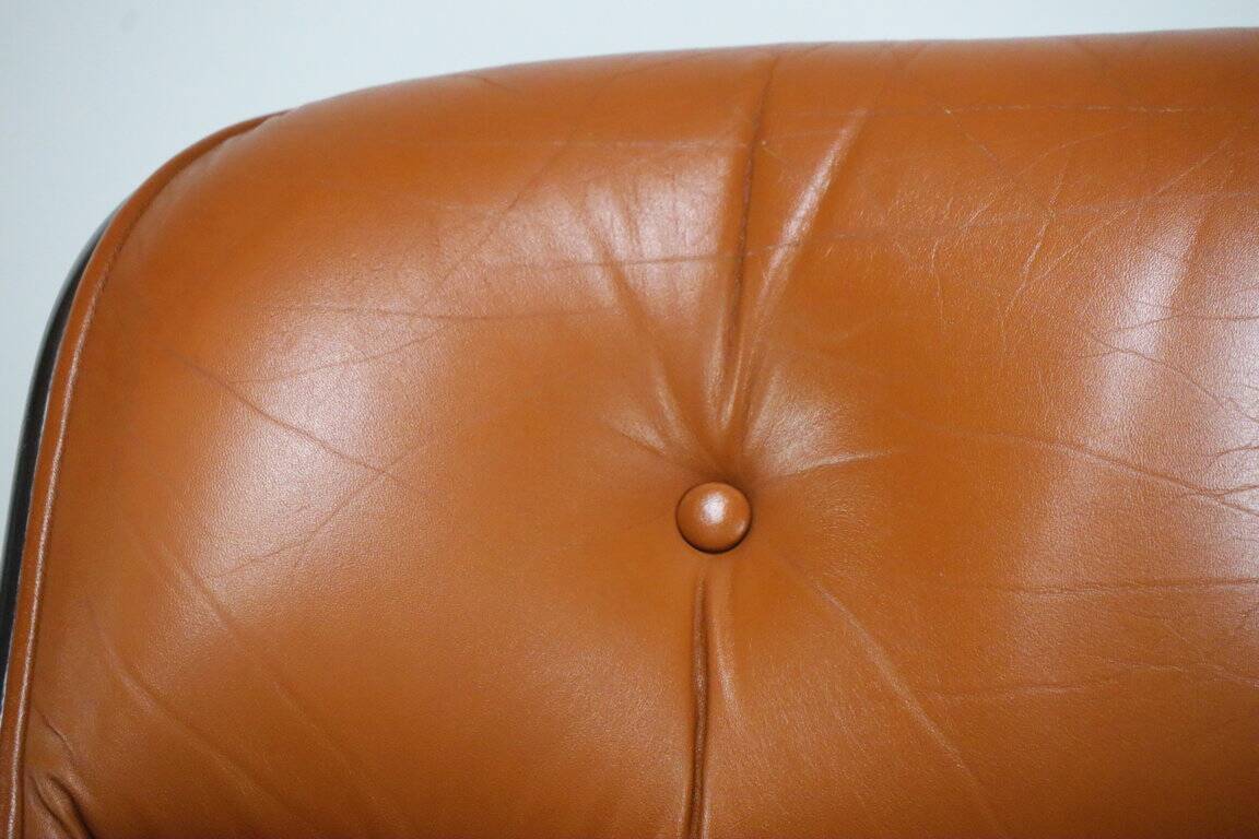 Charles Pollock leather office chair, Knoll edition, 1970