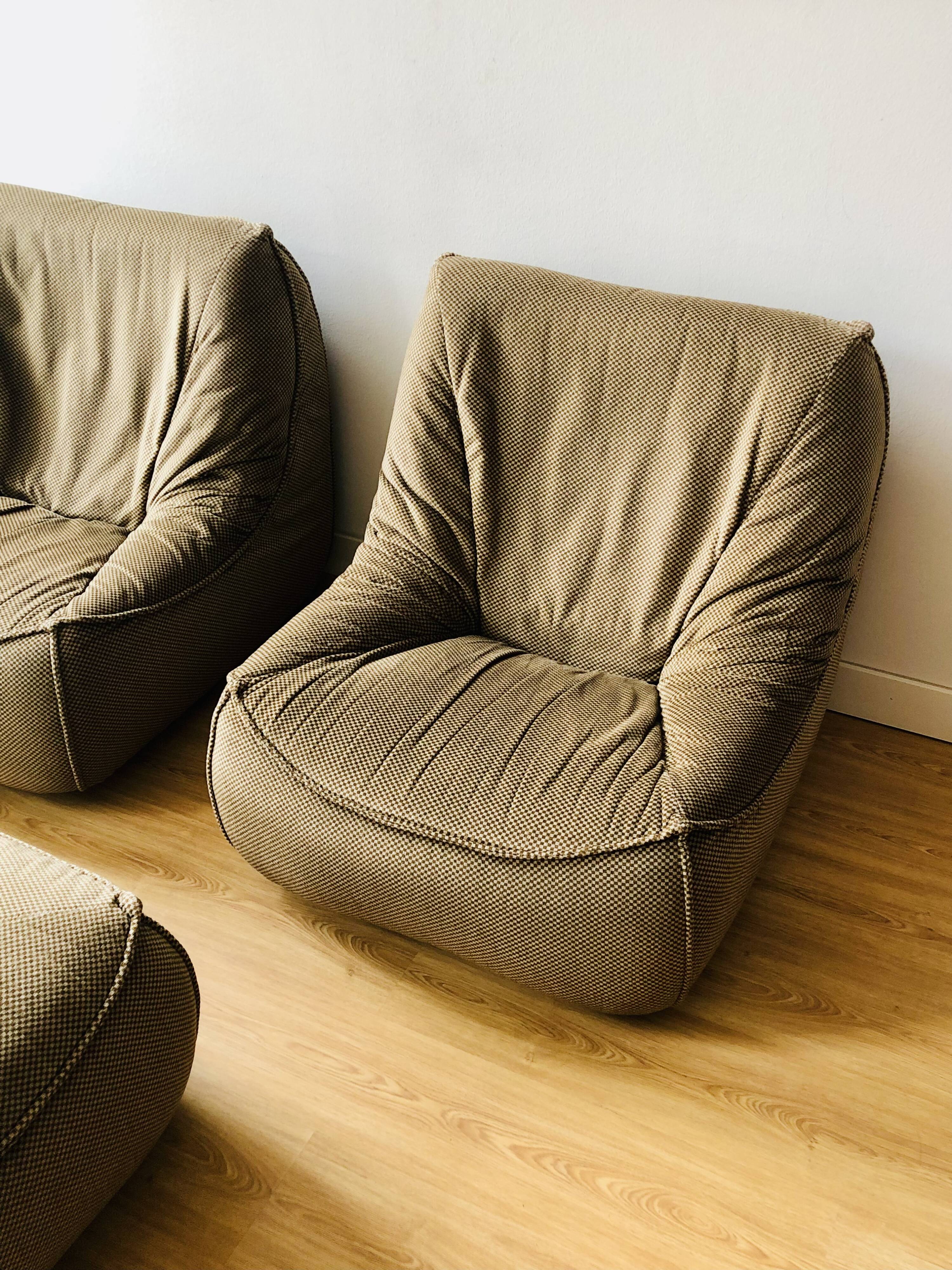 Atelier Dunlopillo vintage 2 drivers and 1 pouf