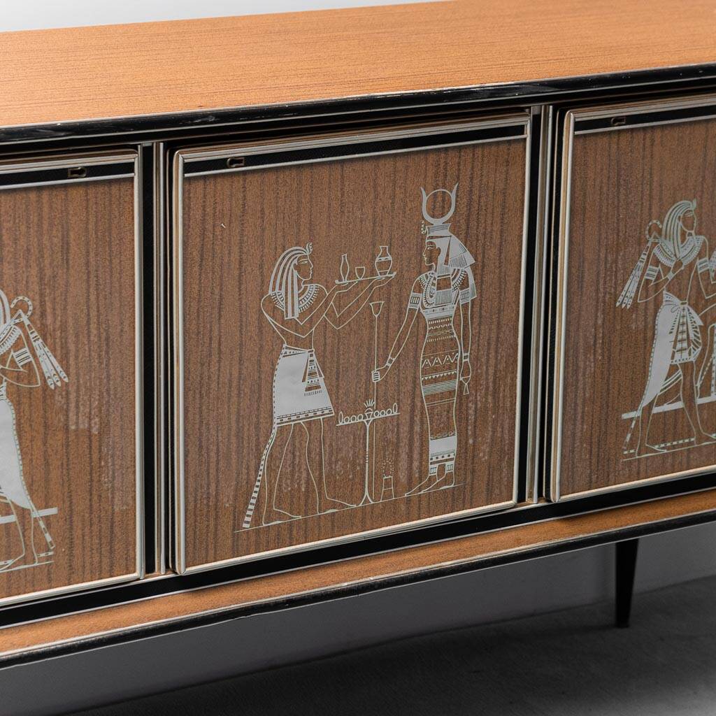 Credenza in legno anni 50 vintage modernariato