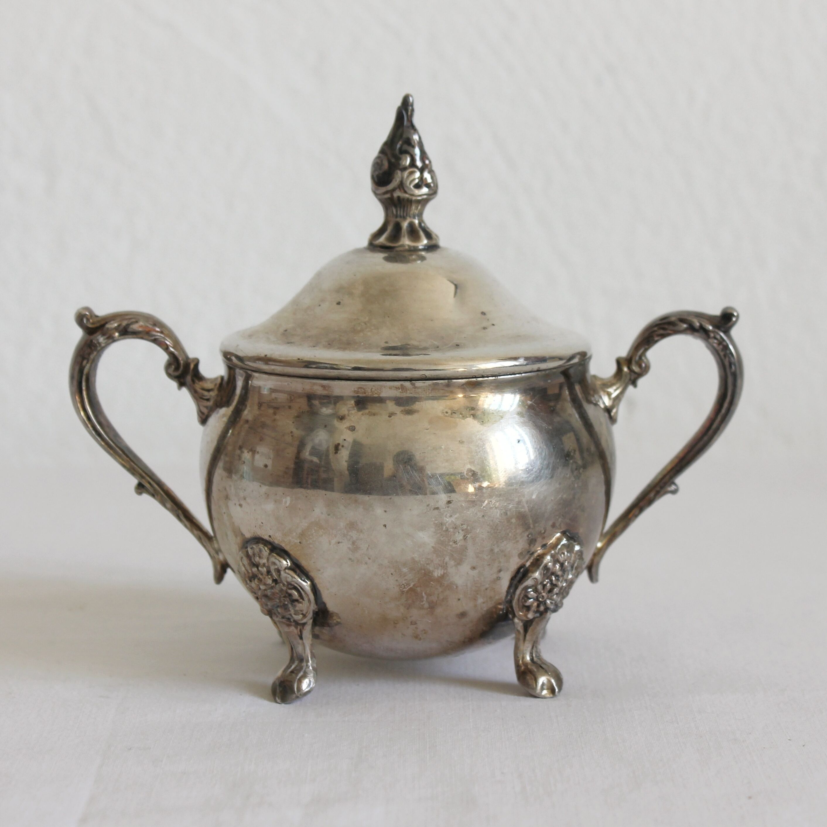 Old silver metal sugar bowl Viners