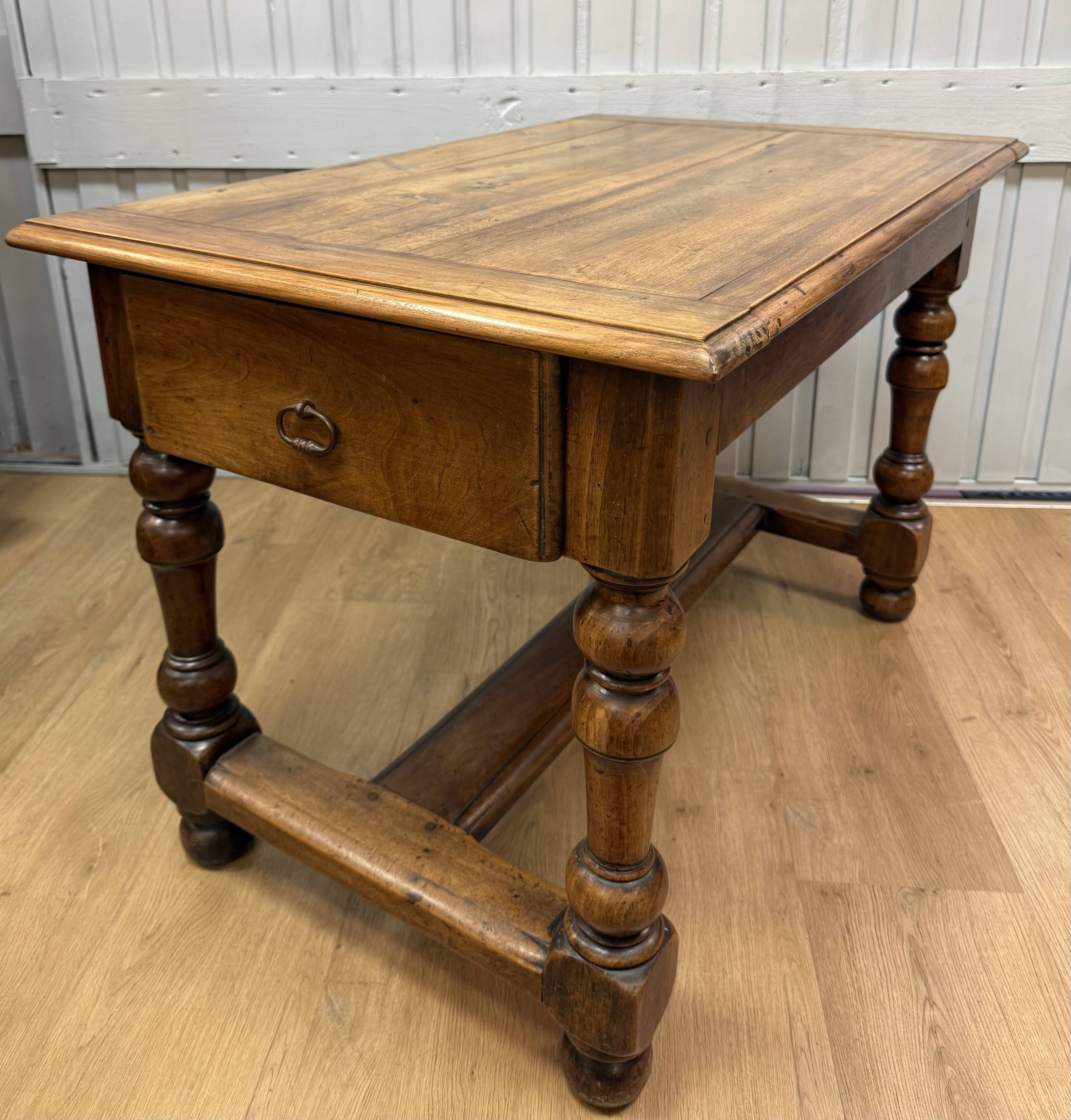 Walnut table in the Louis XIII style from the late 19th century.