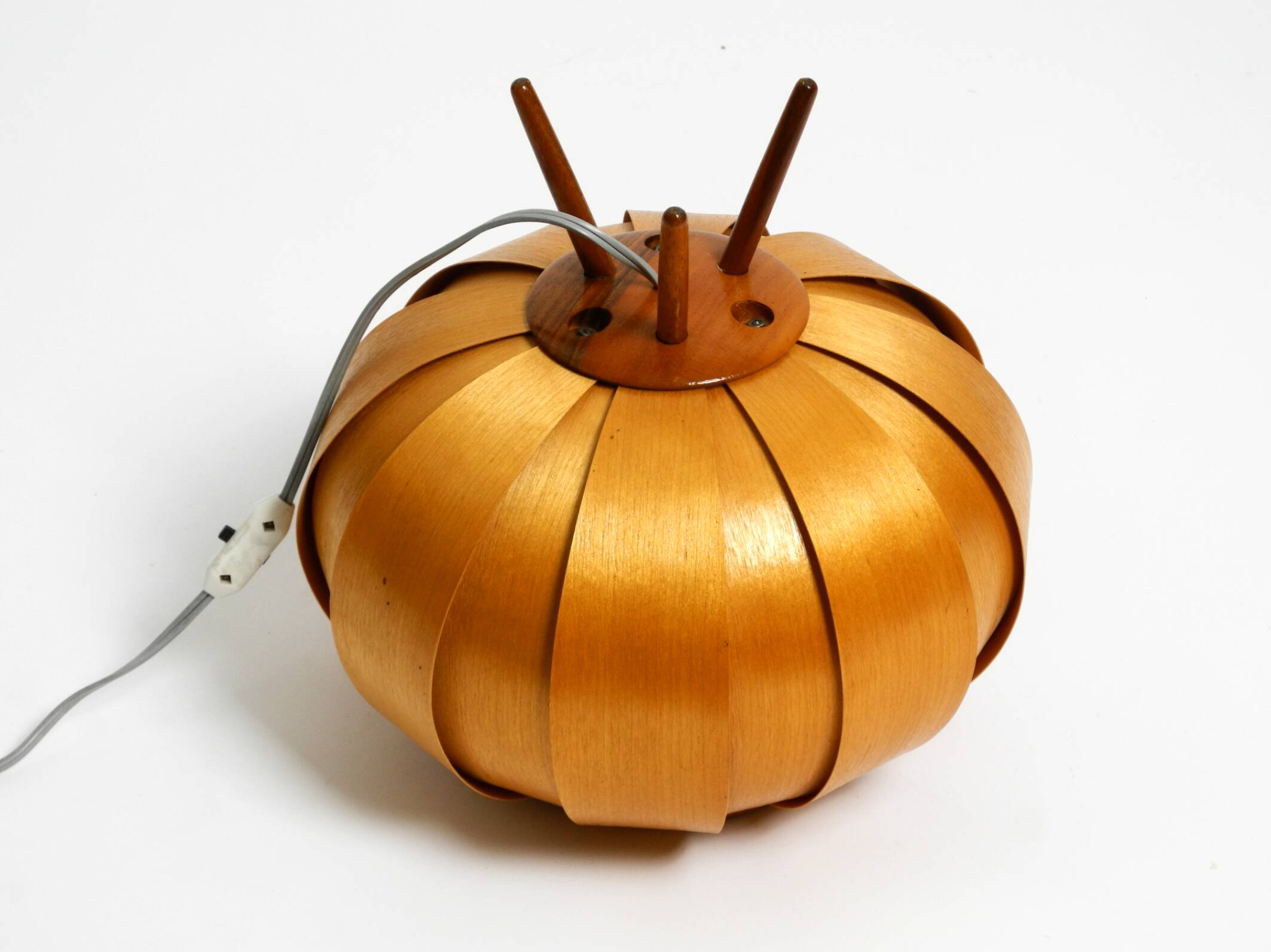 Very rare Mid Century Modern birch bentwood lamella tripod Table Lamp