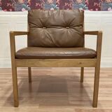 Scandinavian design leather armchair "Bernt Petersen" 1960.