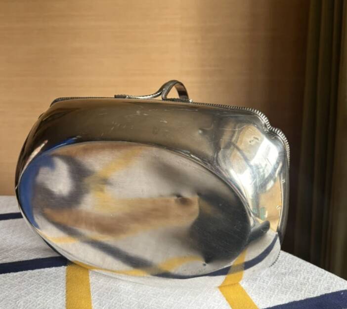 Very beautiful bread/fruit basket Silver hallmarked style basket