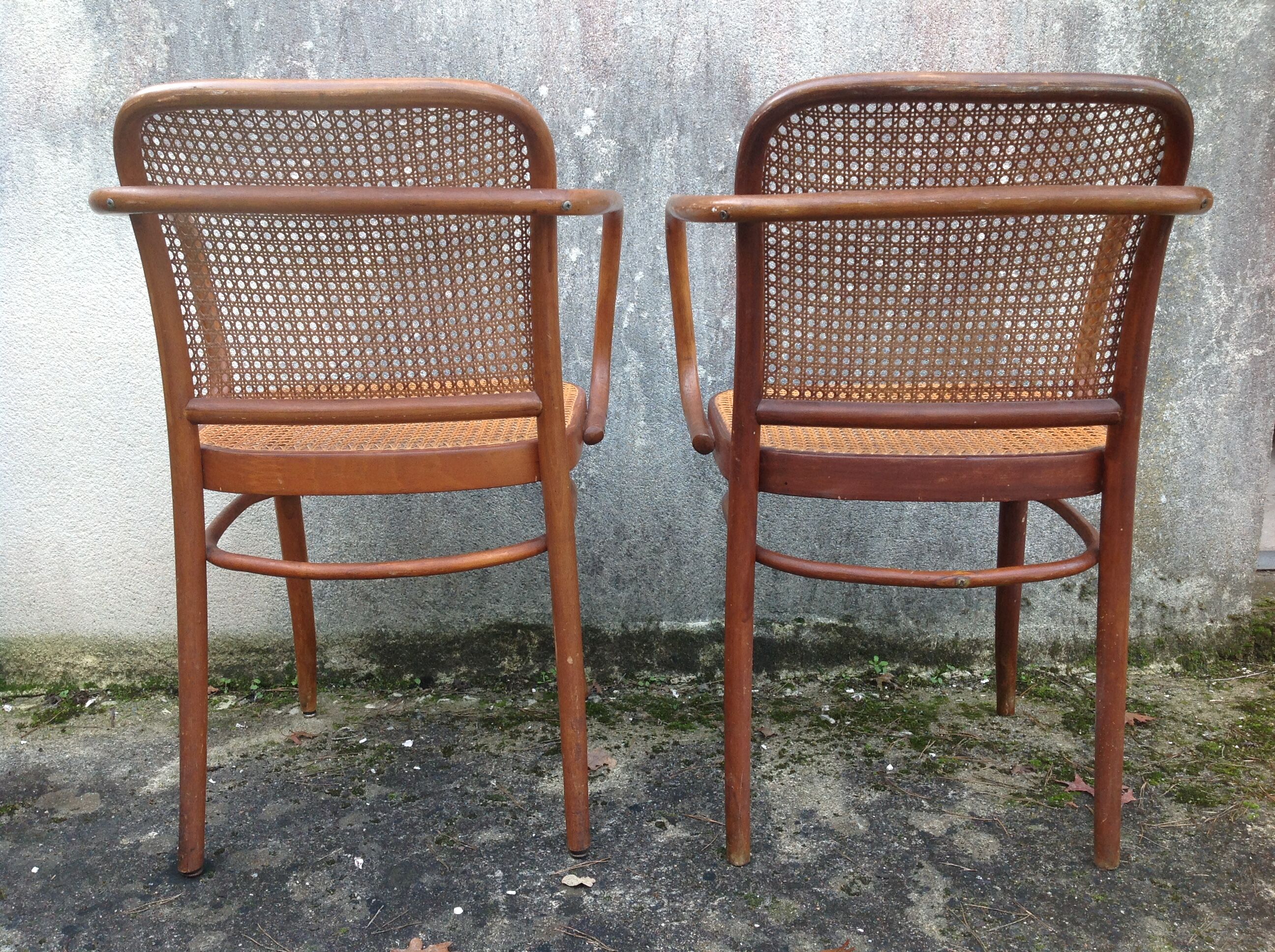 Pair of chairs 811 Thonet