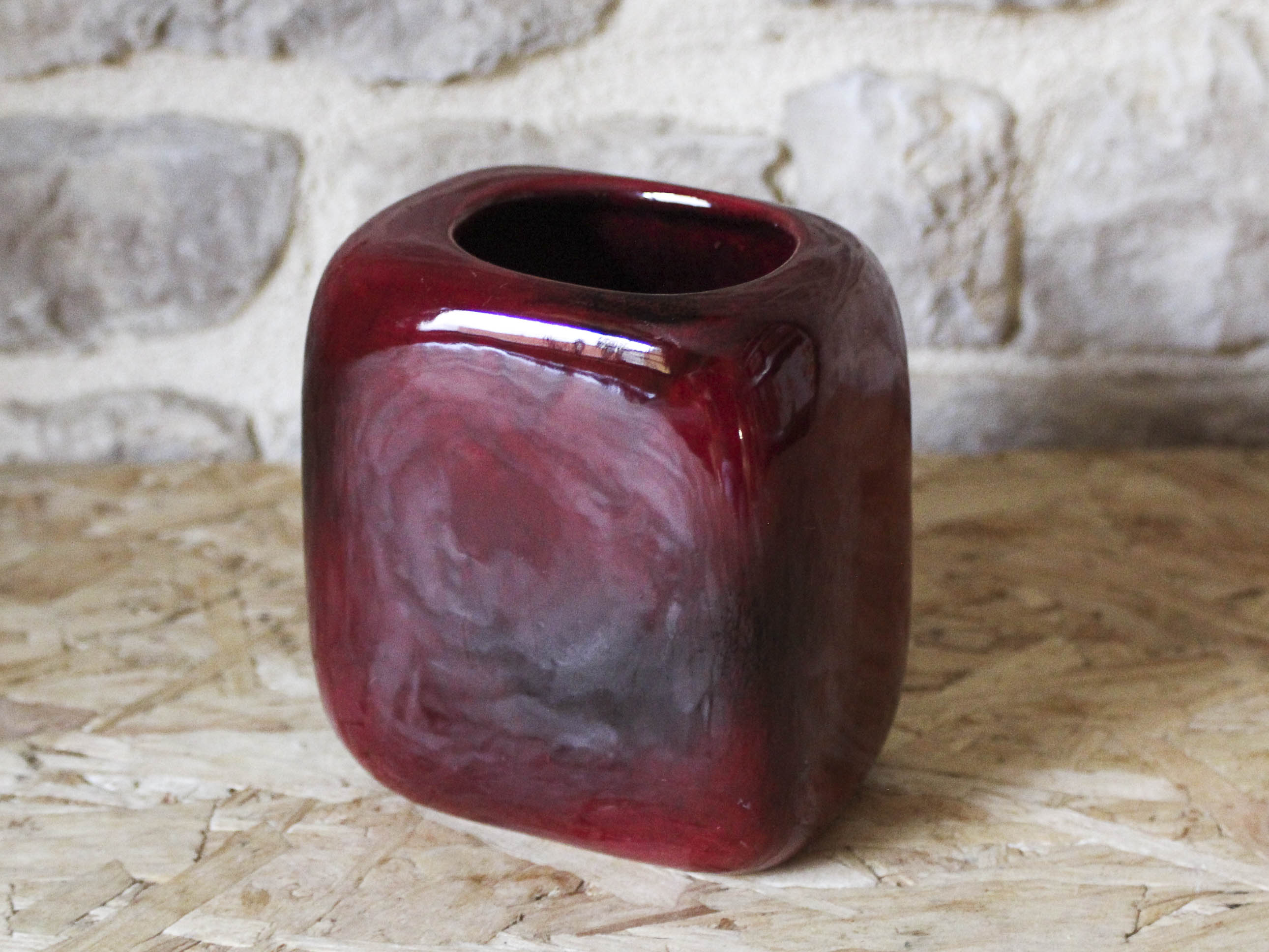 Ceramic vase "ox blood" by Max Idlas