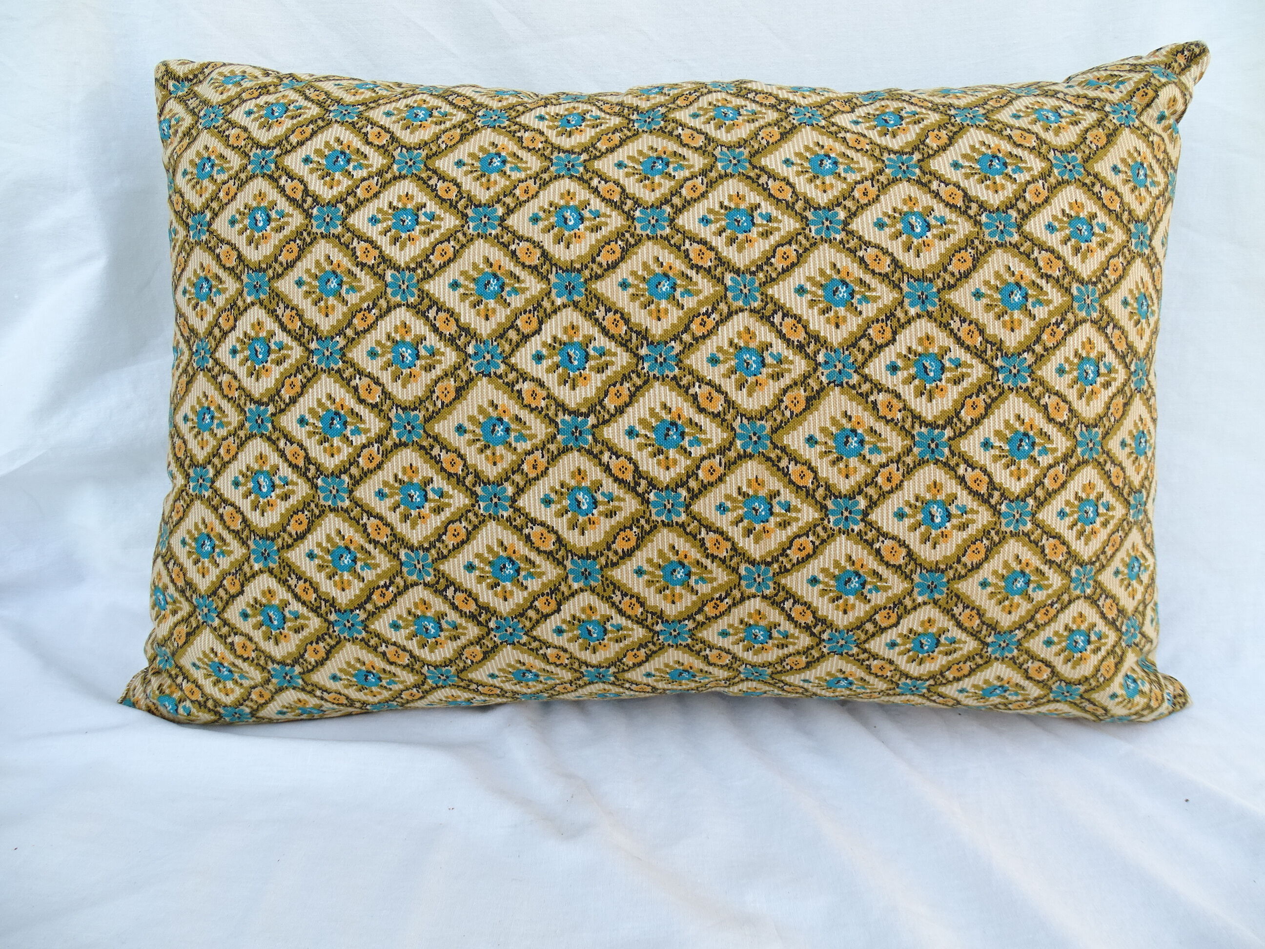 Vintage cushion 70s