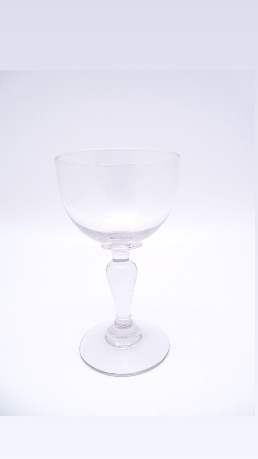 Liquor transparent glasses