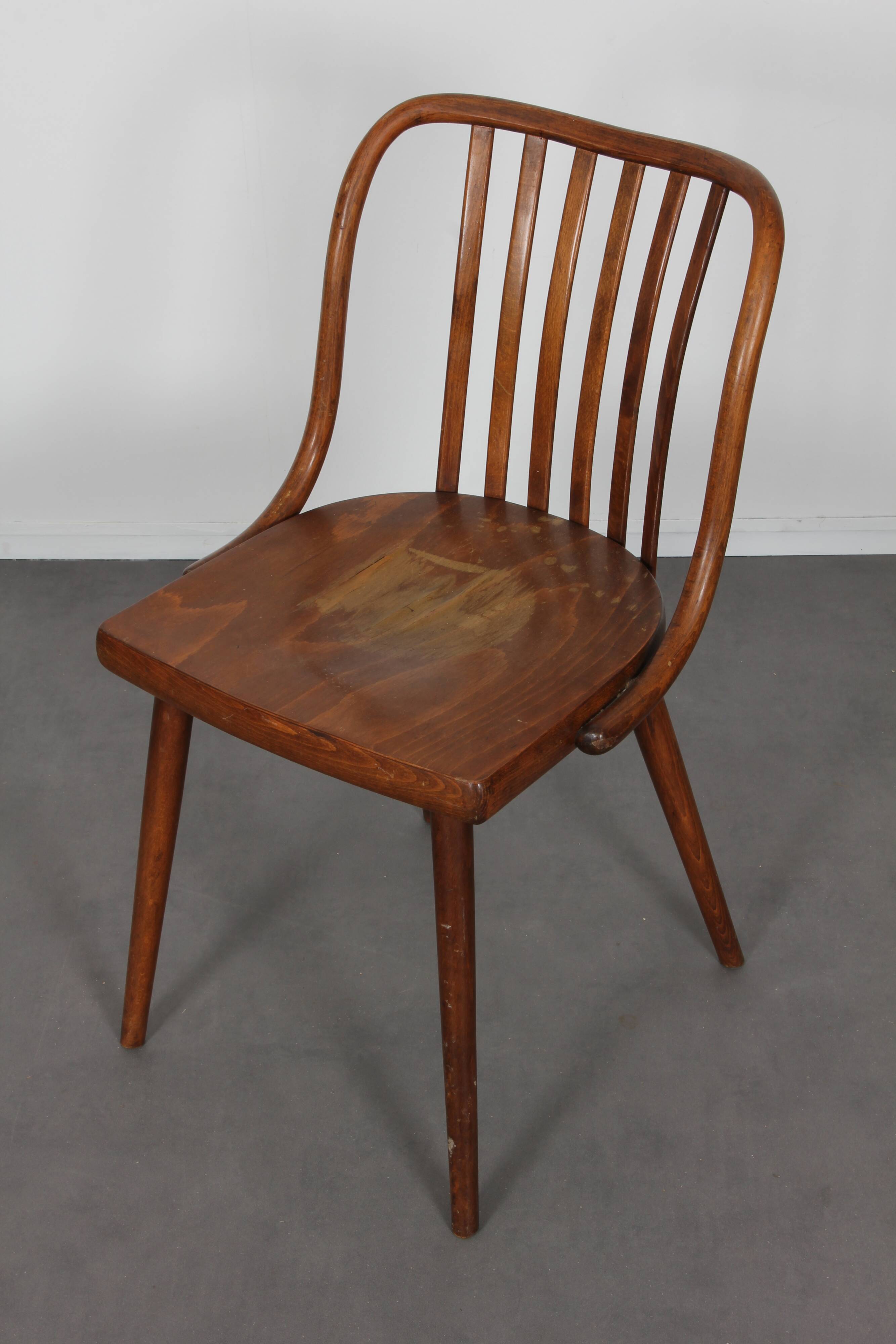 Chaise vintage en bois par Antonin Suman, 1960