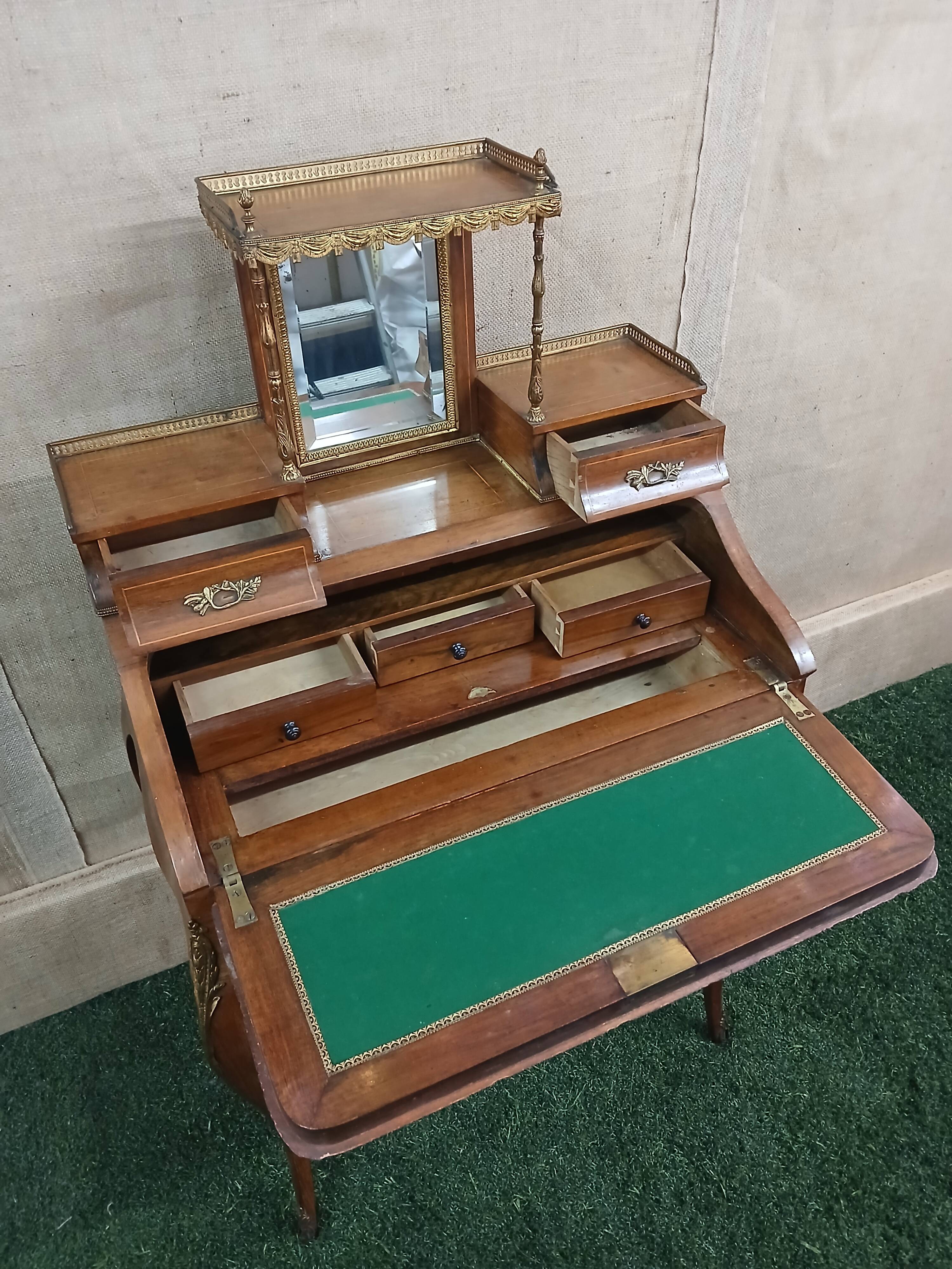 Lady secretary's office