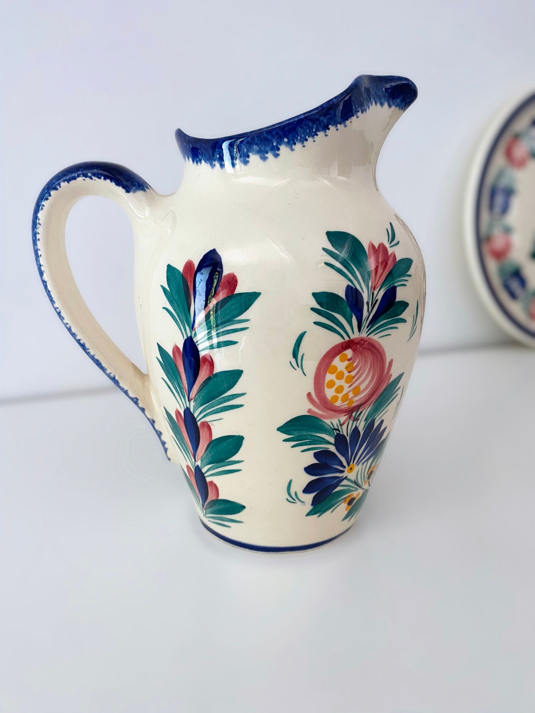 Carafe Breton craftsmanship Henriot Quimper