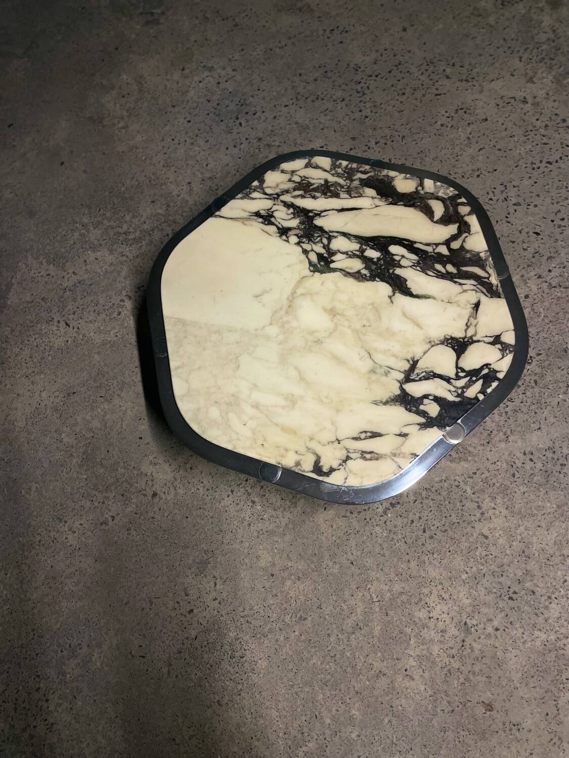 Knoll International 70 Marble Coffee Table