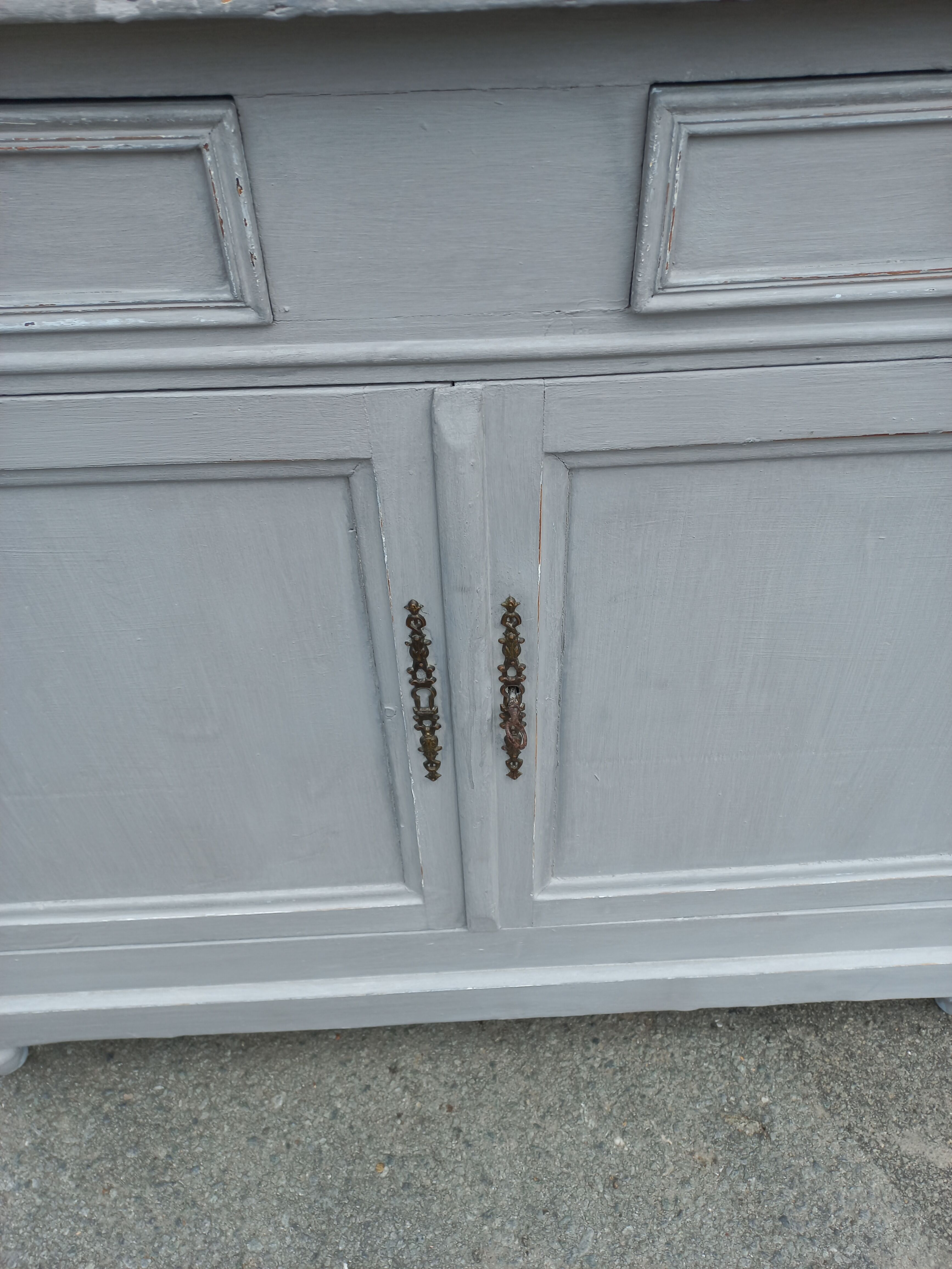 Parisian buffet old gray patina 2 doors 2 drawers
