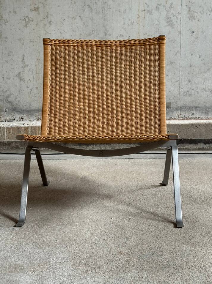 PK22 lounge chair by Poul Kjærholm for Fritz Hansen
