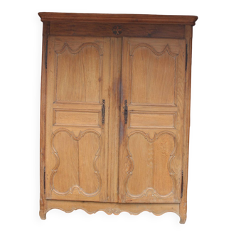 Armoire basse en chêne