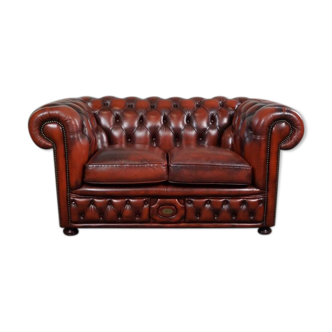 Red Leather 2-Seater Chesterfield Sofa