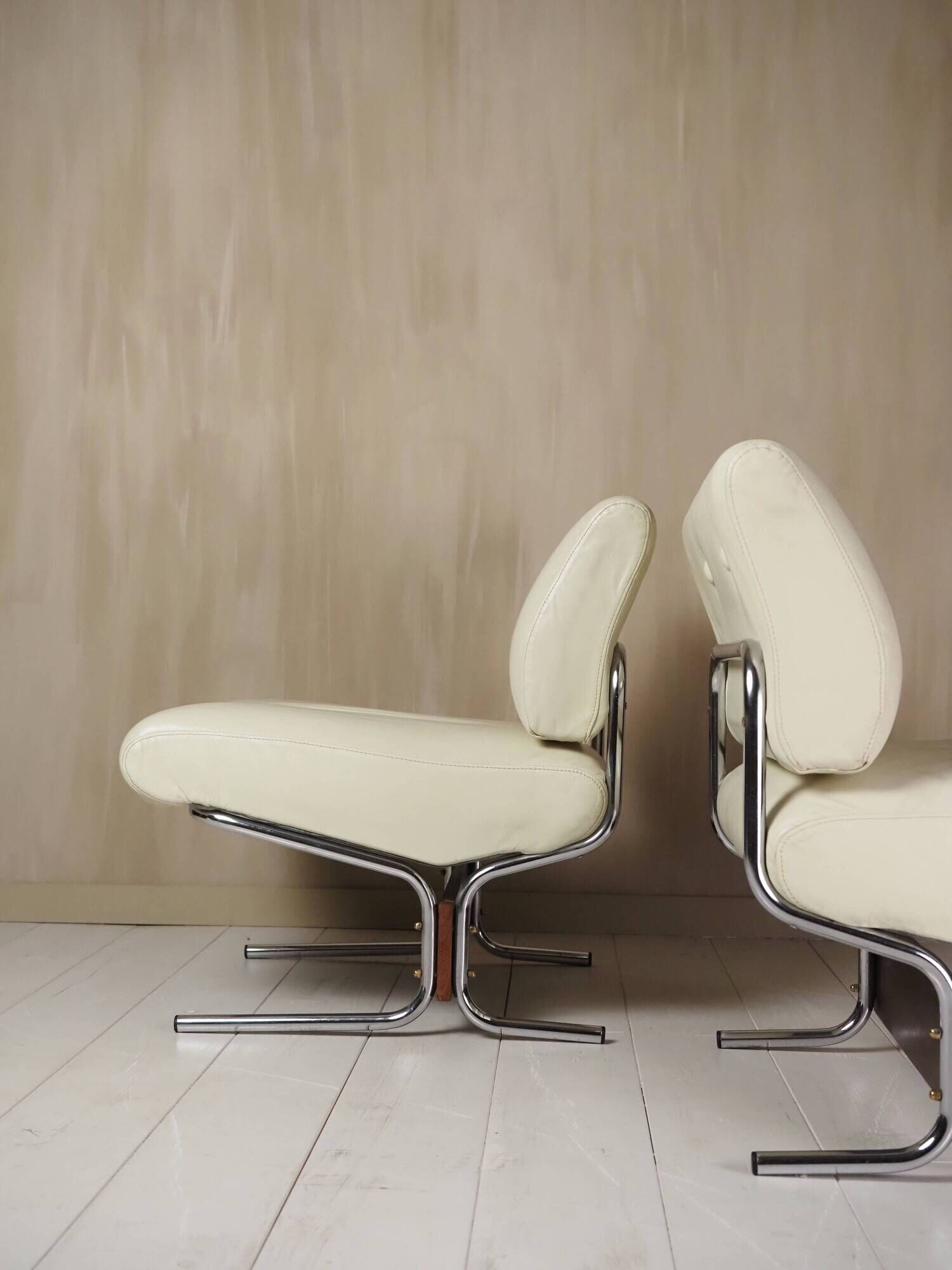 Rare pair of "Caracas" lounge chairs by Pierre Guariche, 1960s