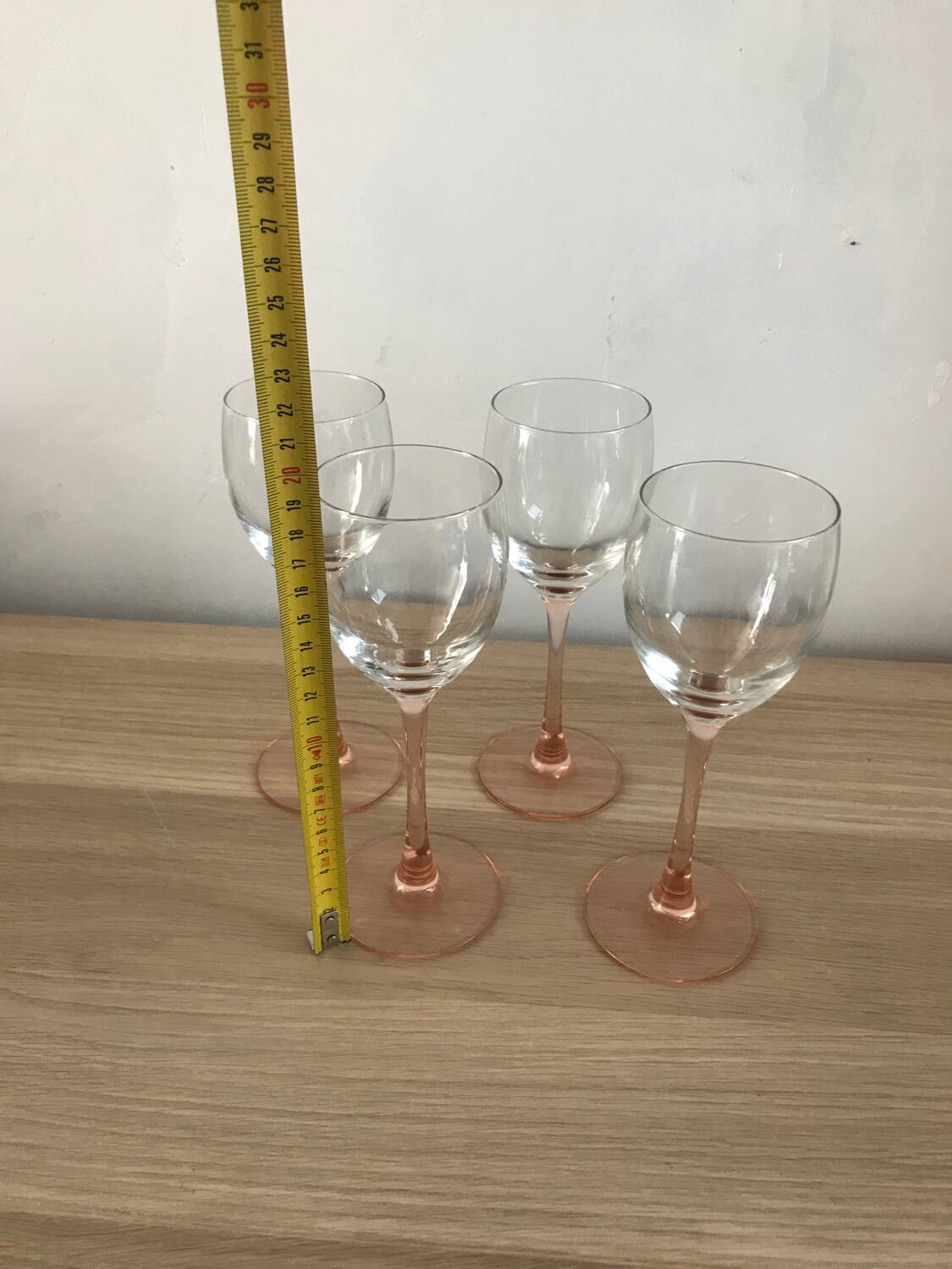 4 luminarc wine glasses with pink base